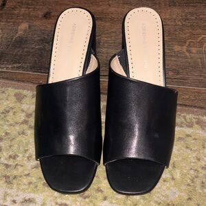 Adrienne Vittadini Black Leather Mules